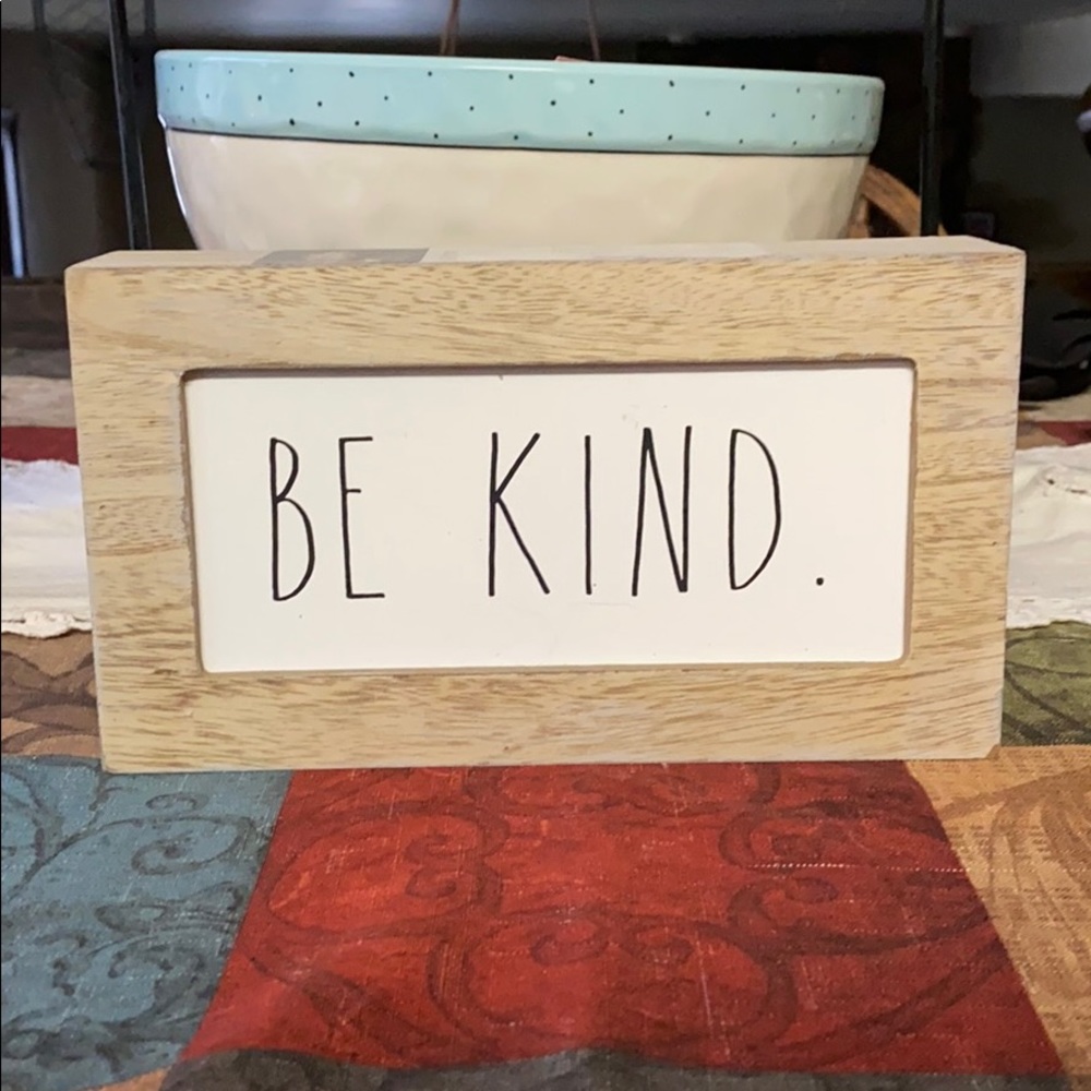 Rae Dunn wood sign BE KIND. 😇😊
